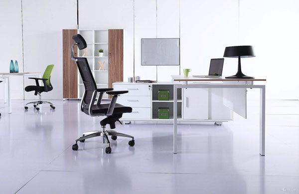 辦公家具磕碰了怎么辦？